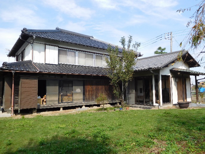 tomonikurasu.jpg